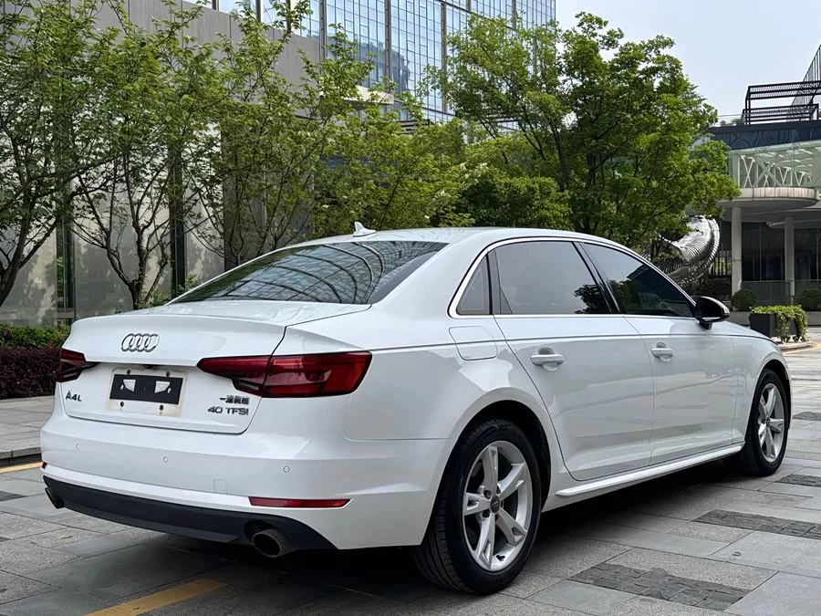Audi A4L