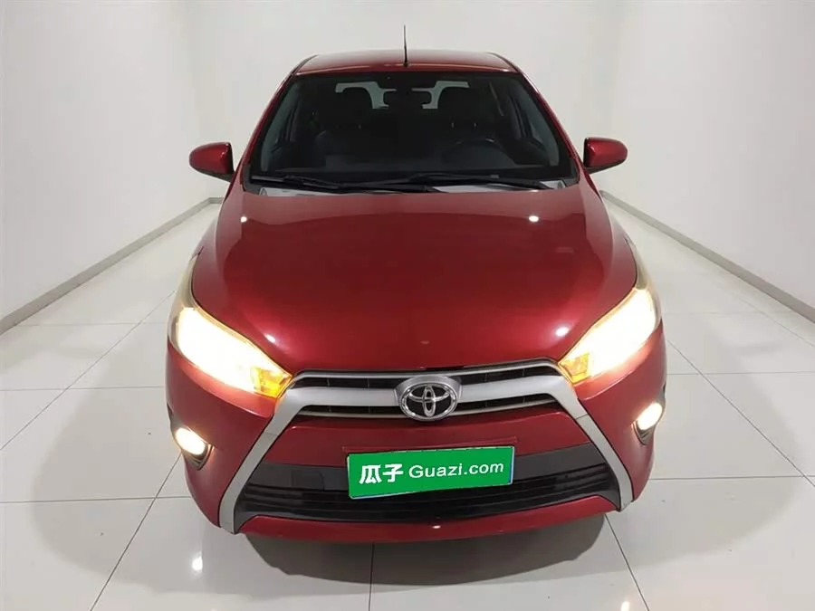Toyota YARiS L