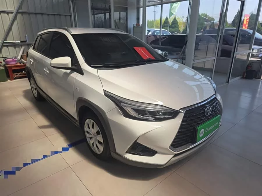 Toyota YARiS L
