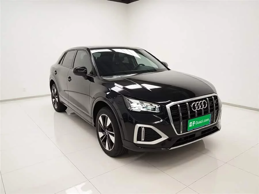 Audi Q2L