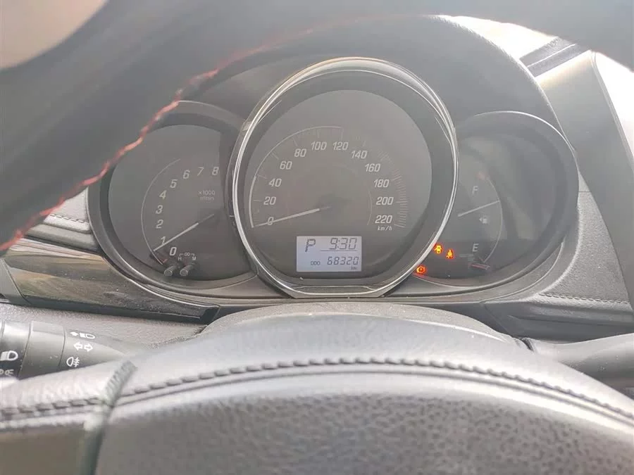 Toyota YARiS L