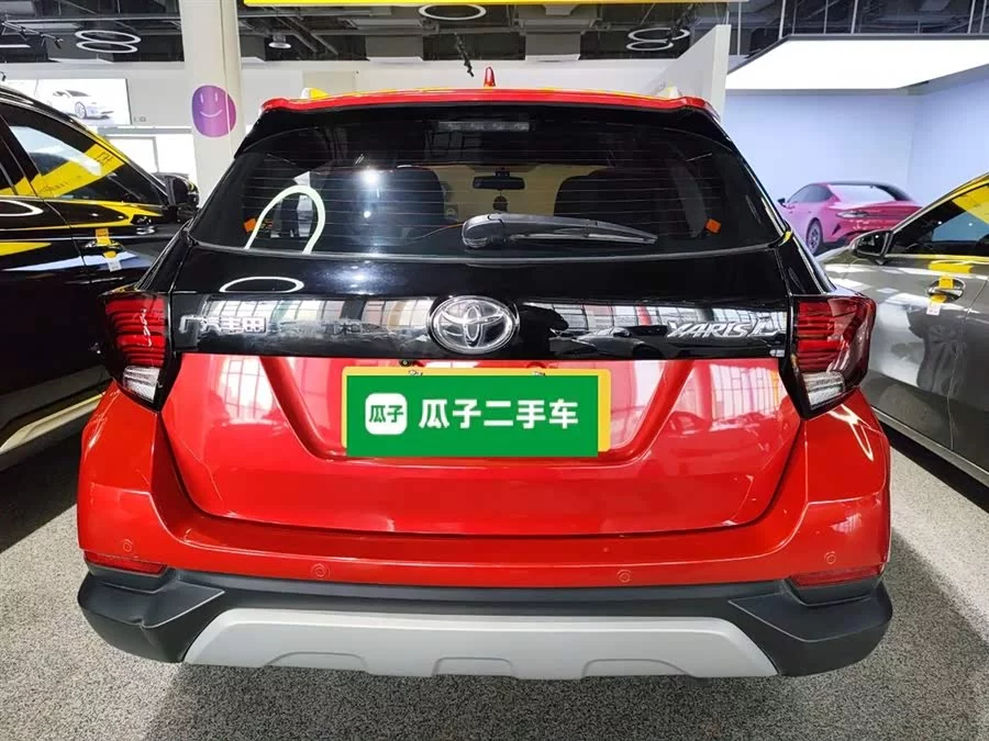 Toyota YARiS L