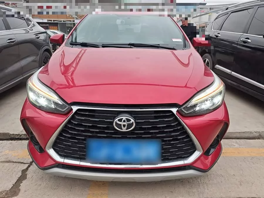 Toyota YARiS L