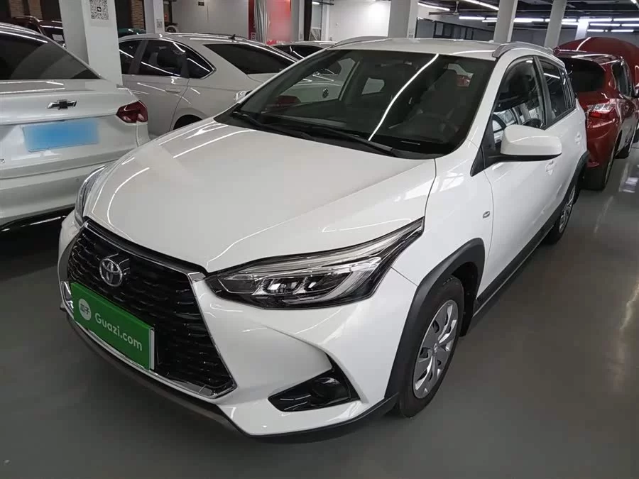 Toyota YARiS L