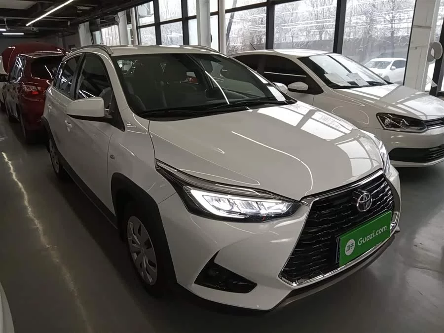 Toyota YARiS L