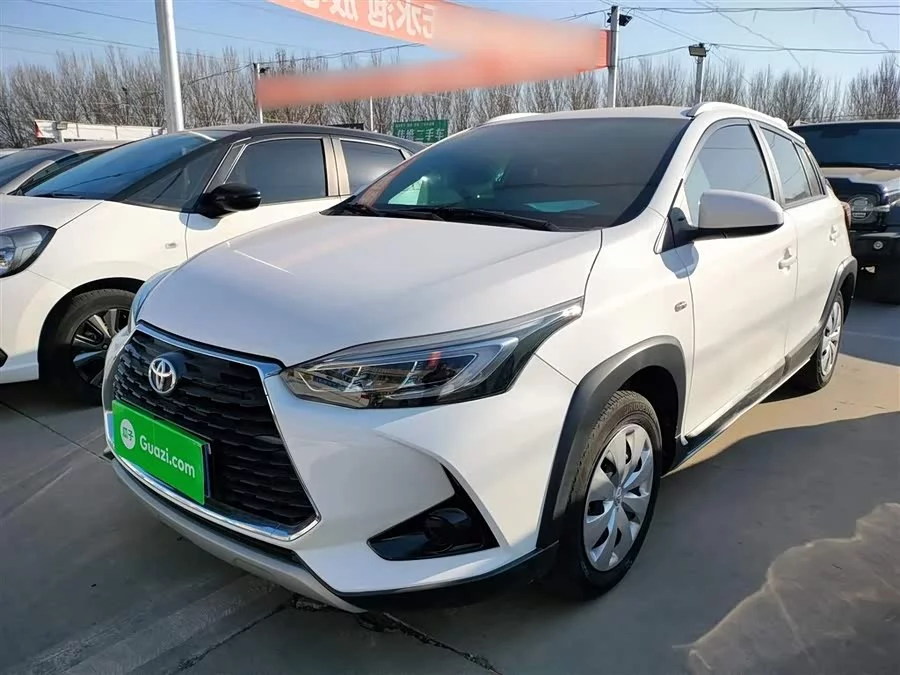 Toyota YARiS L