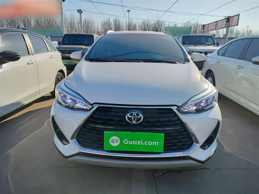 Toyota YARiS L