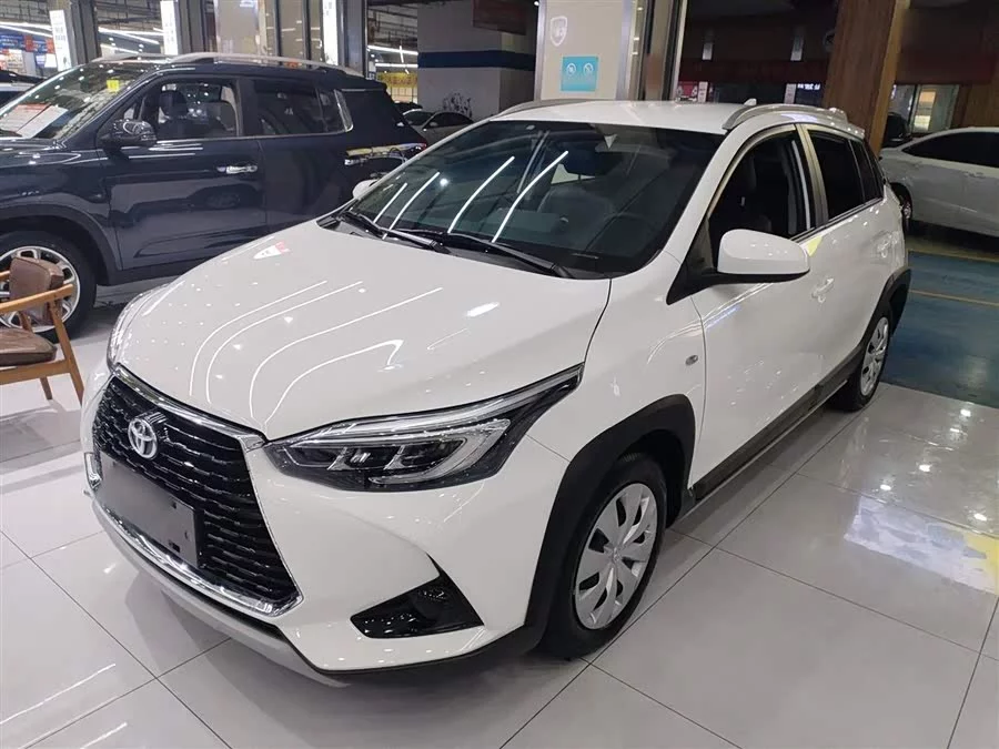 Toyota YARiS L