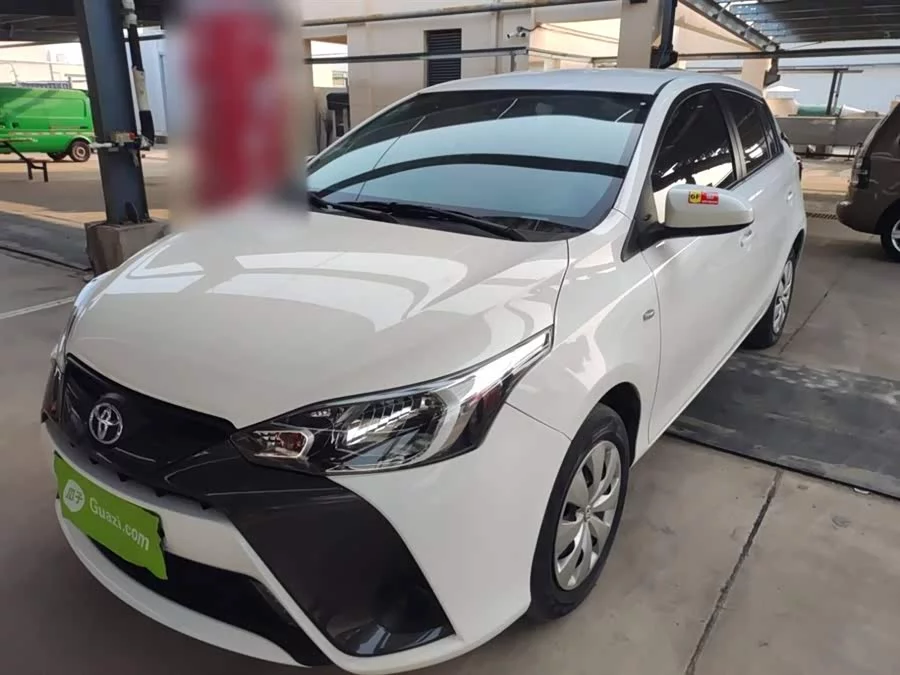 Toyota YARiS L