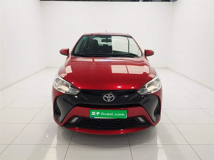 Toyota YARiS L