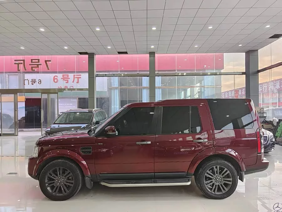Land Rover finds