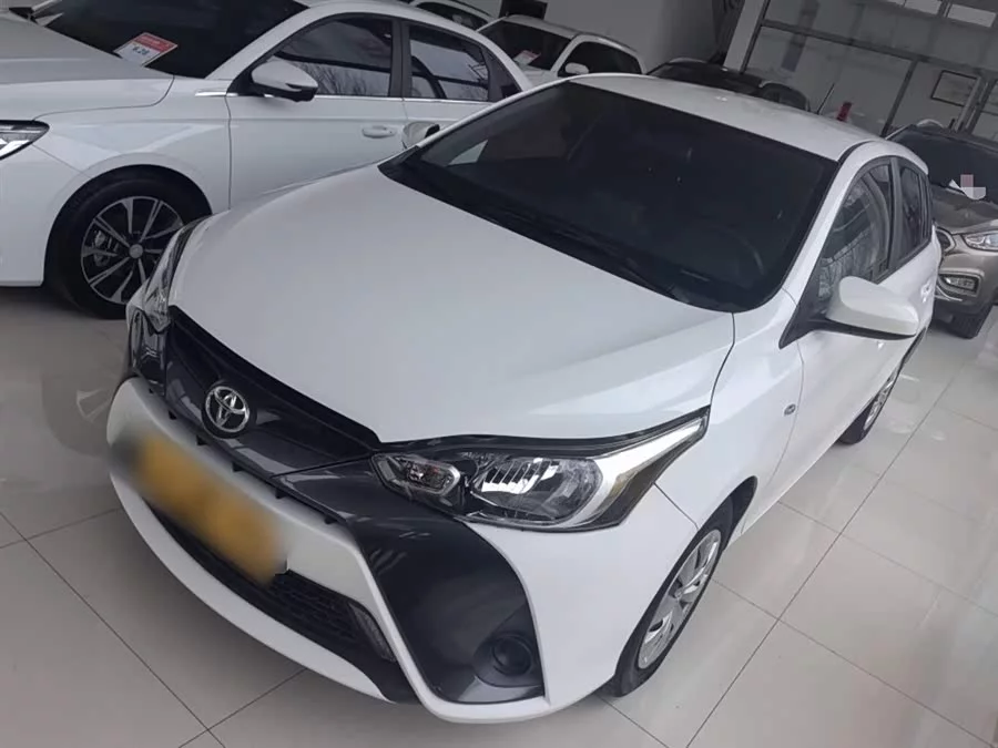Toyota YARiS L