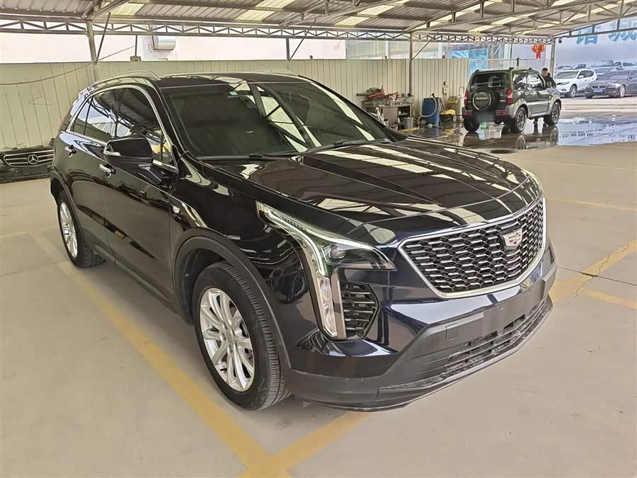 Cadillac XT4