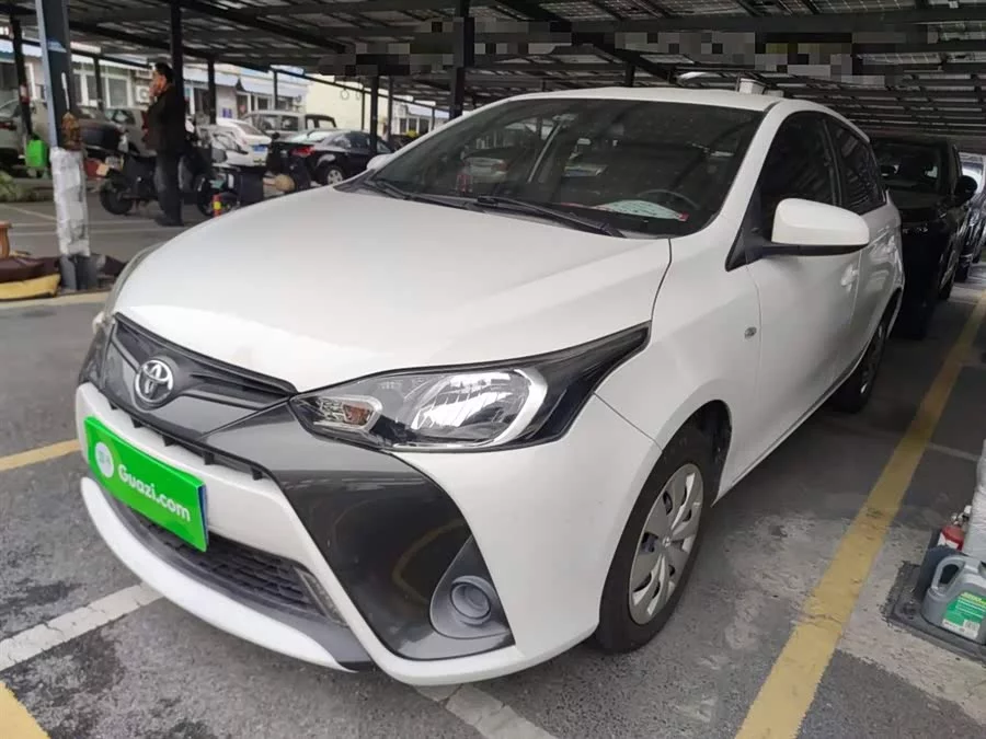 Toyota YARiS L