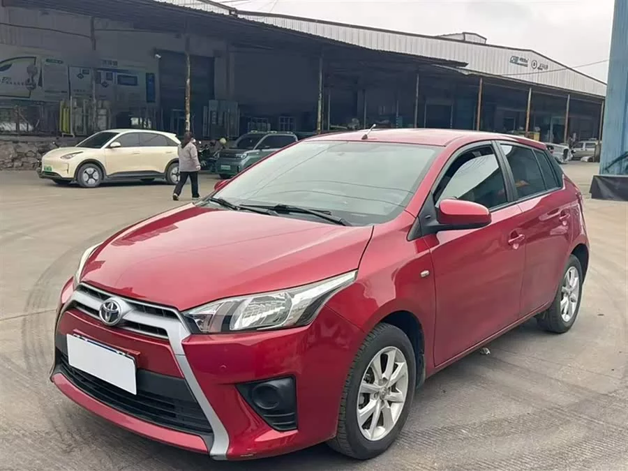 Toyota YARiS L
