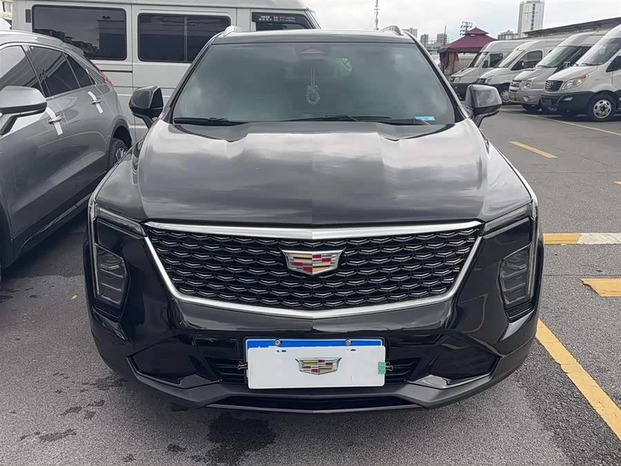 Cadillac XT4