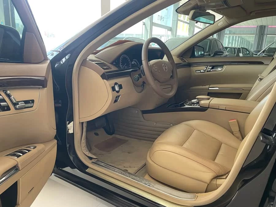 Mercedes Benz S class