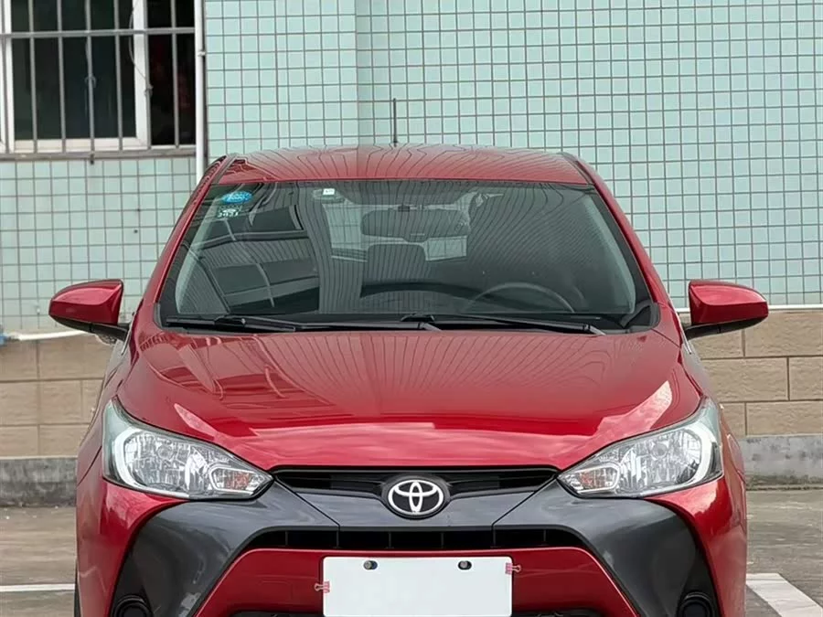 Toyota YARiS L