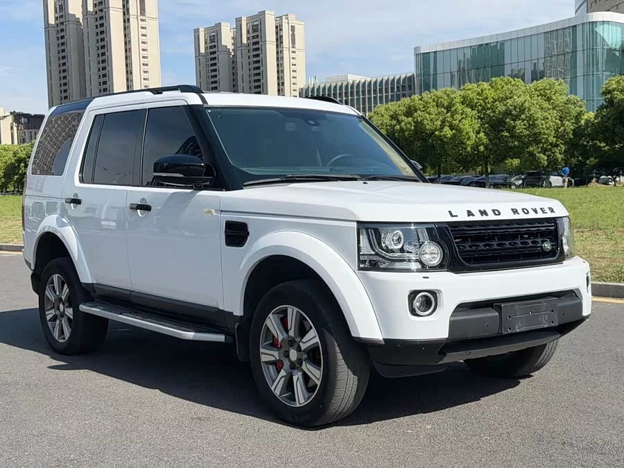 Land Rover finds