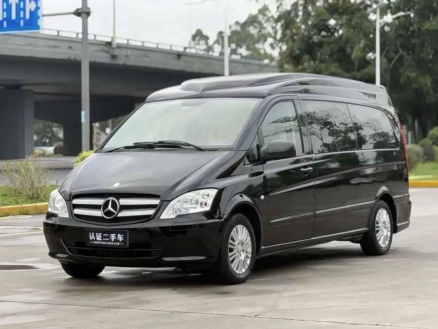 Mercedes Benz Vito