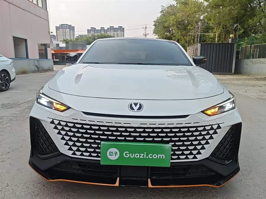 Changan UNI-V