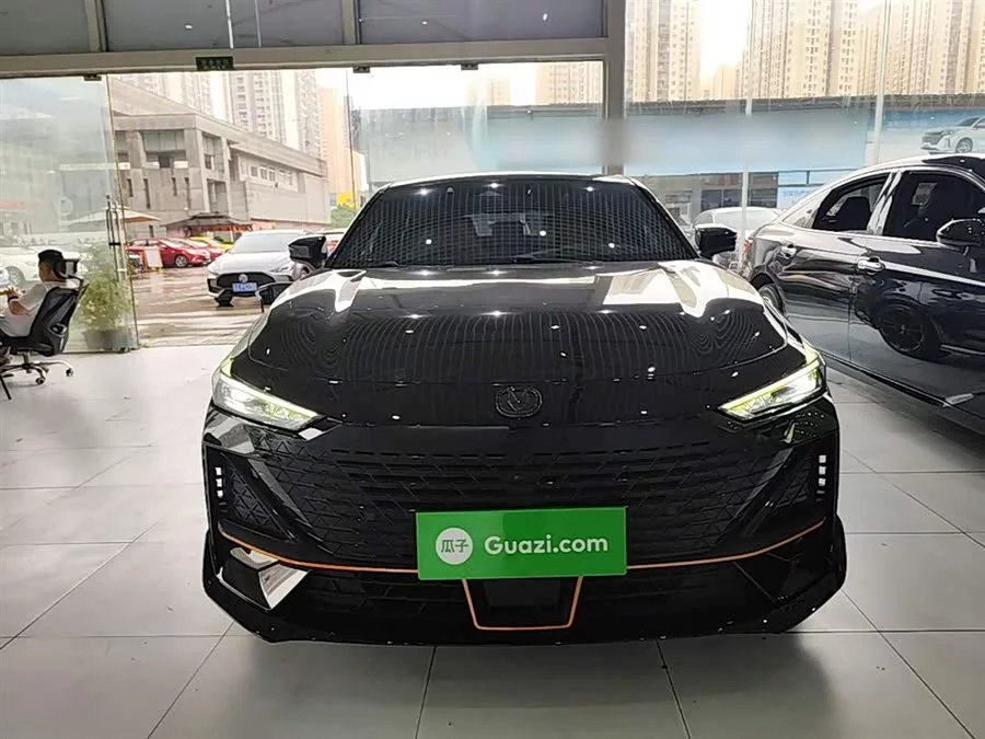 Changan UNI-V
