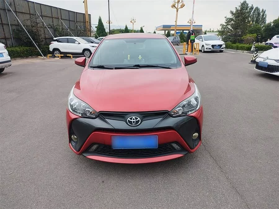 Toyota YARiS L