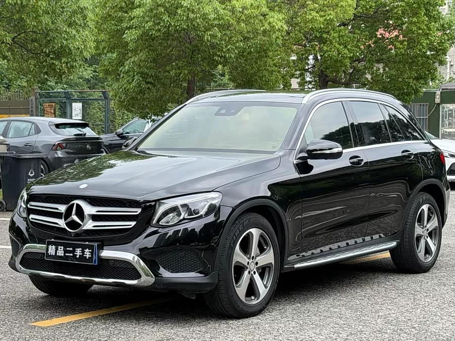 Mercedes Benz GLC