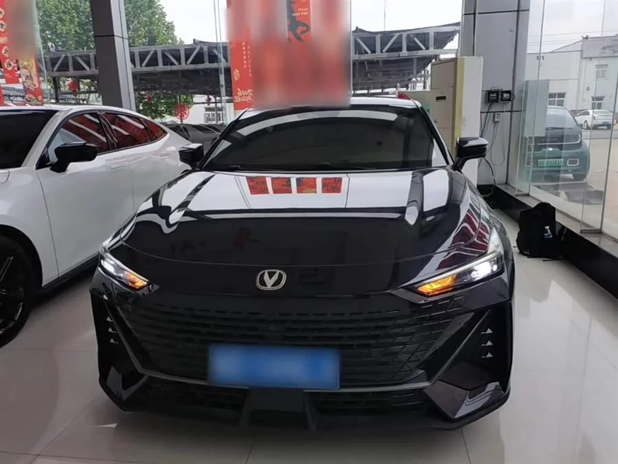 Changan UNI-V