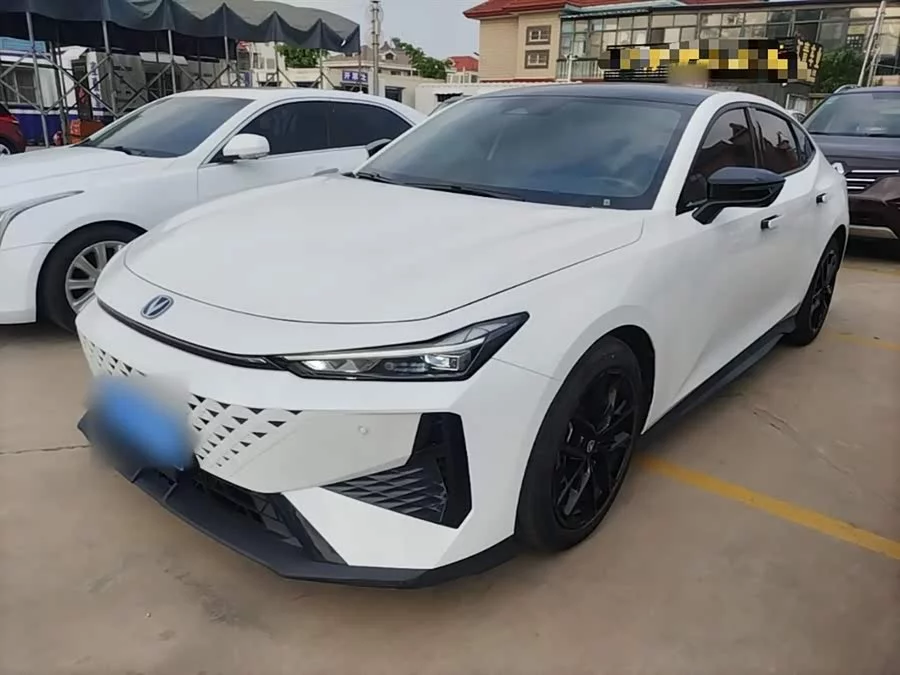 Changan UNI-V
