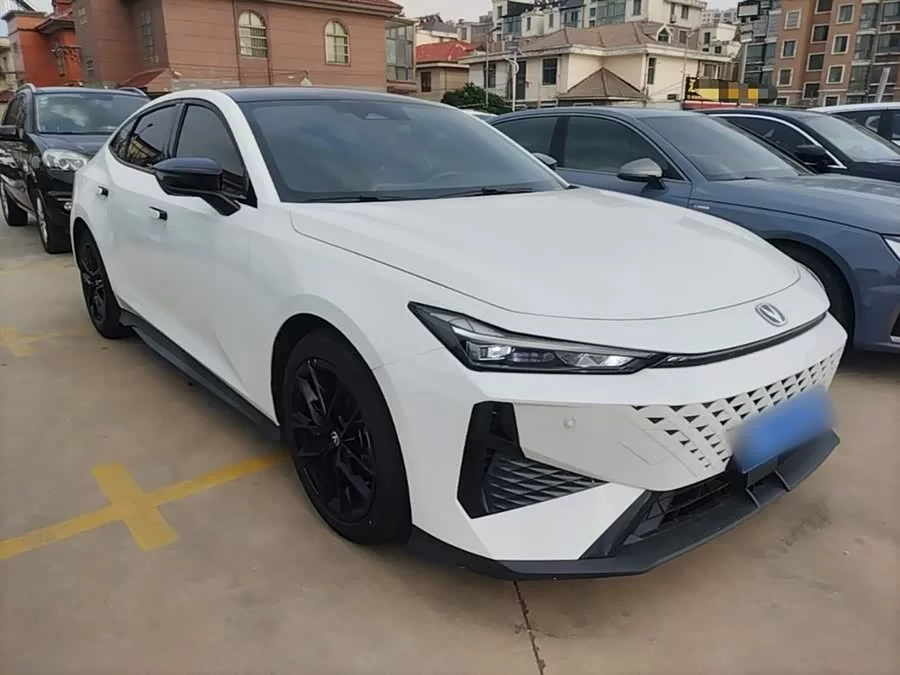 Changan UNI-V