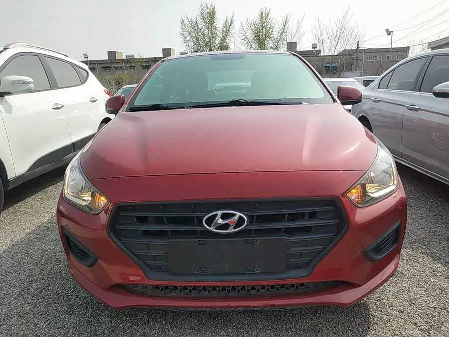 Hyundai Rena