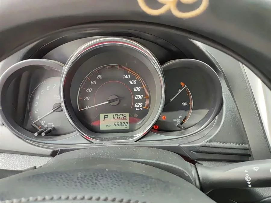 Toyota YARiS L