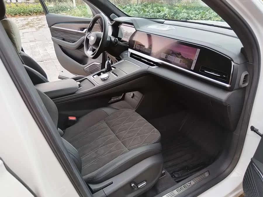 Geely Xingyue L