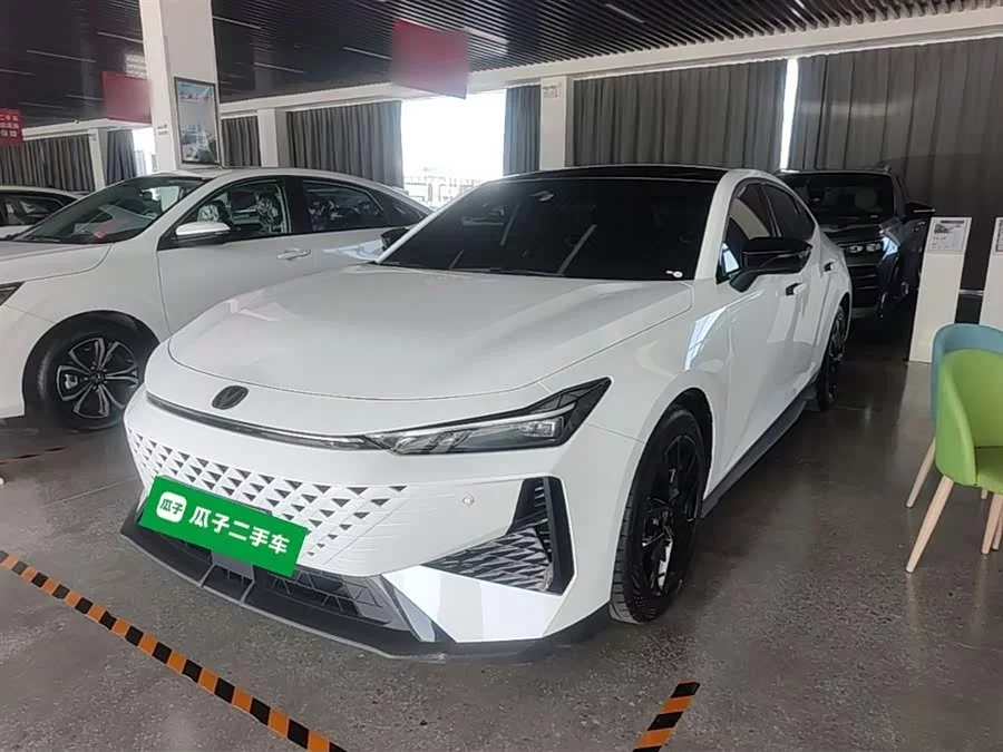 Changan UNI-V