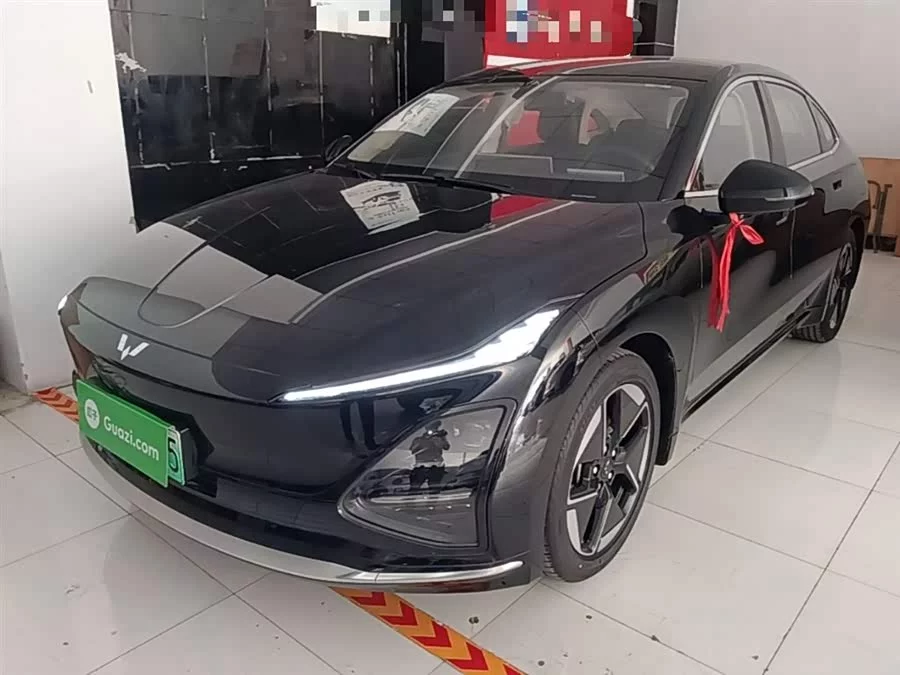 Wuling Starlight