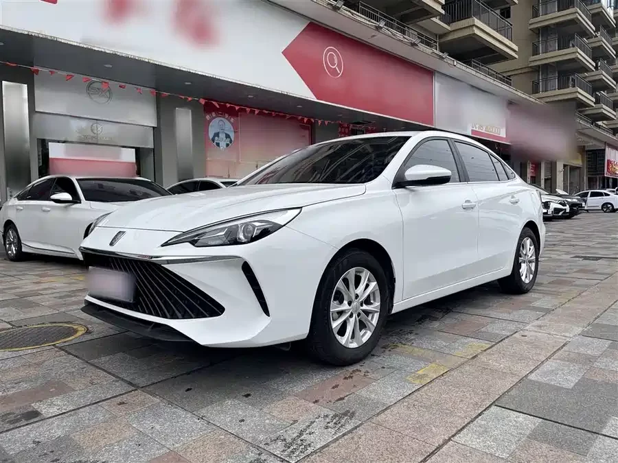 Roewe i5