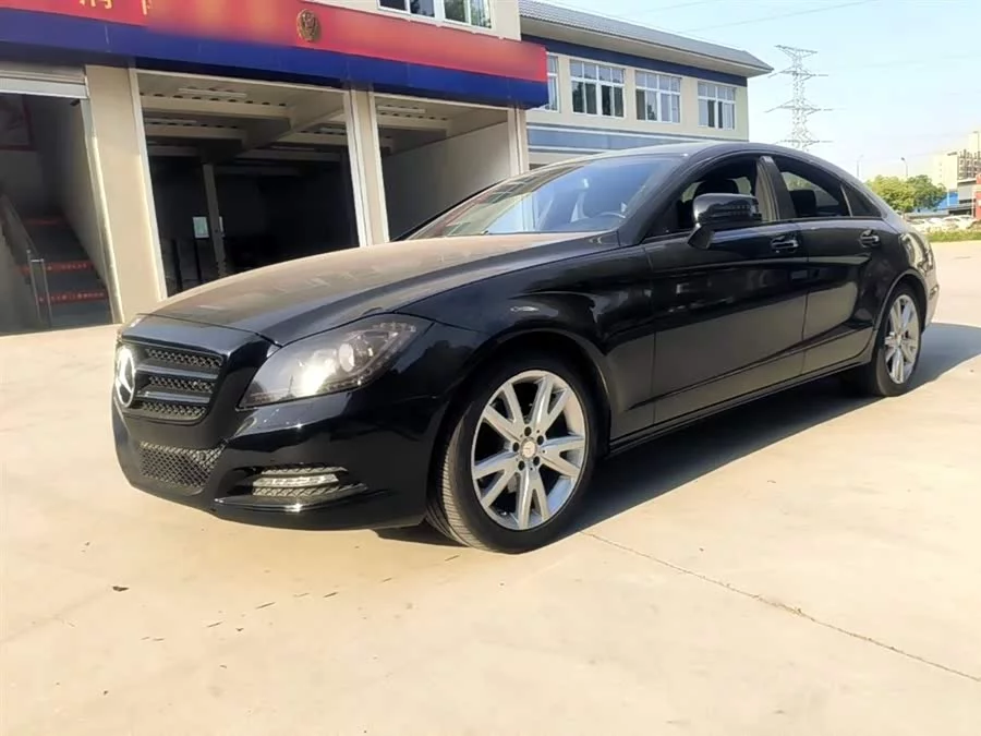 Mercedes Benz CLS