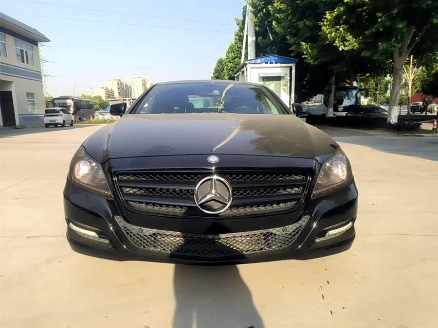 Mercedes Benz CLS