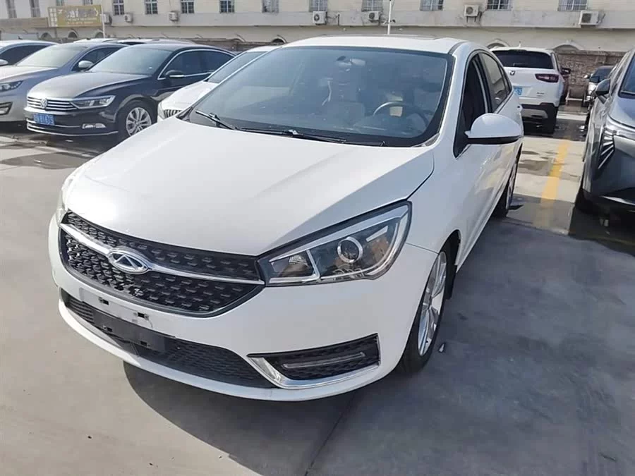 Chery Arrizo 5