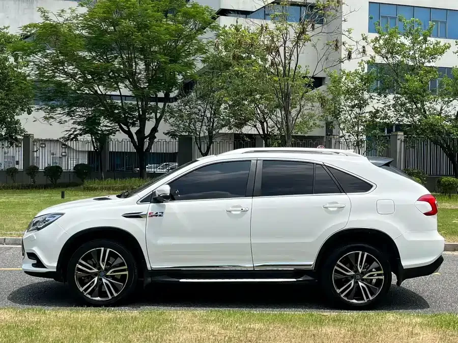 BYD Tang New Energy