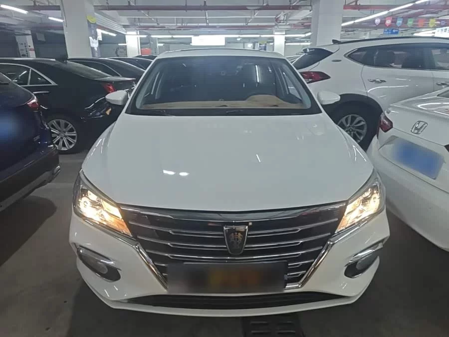 Roewe i5