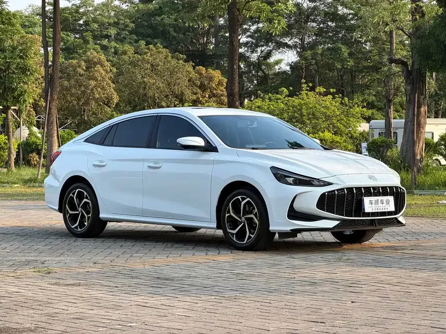 MG 5