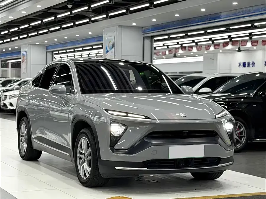 NIO ES6