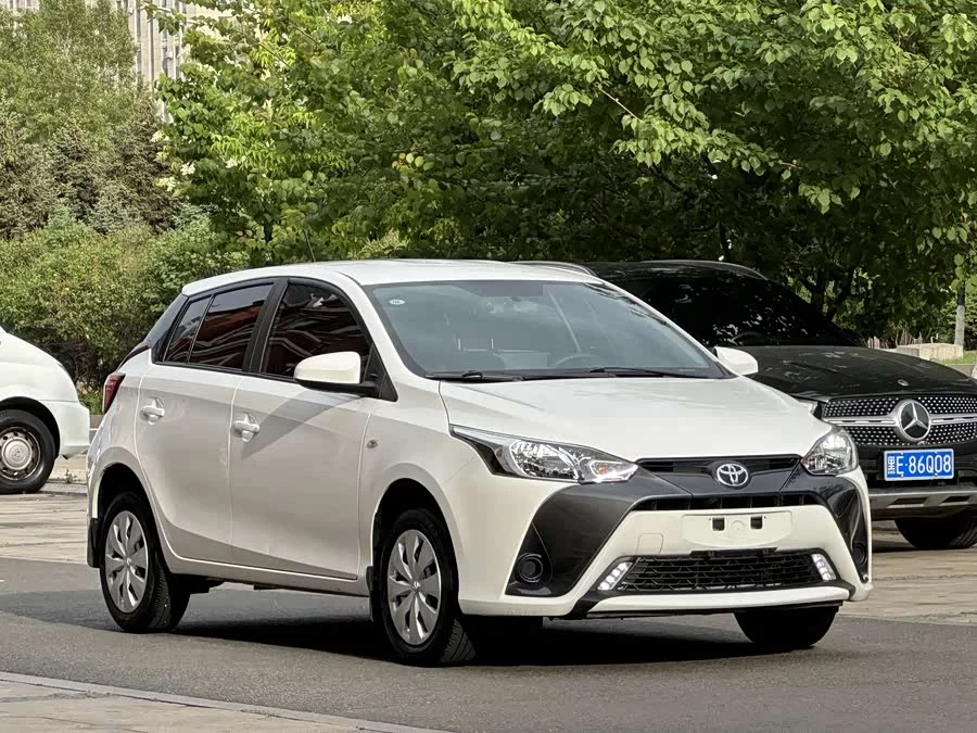 Toyota YARiS L