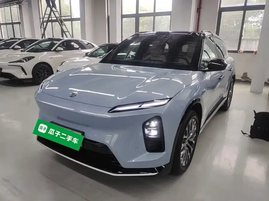 NIO ES6