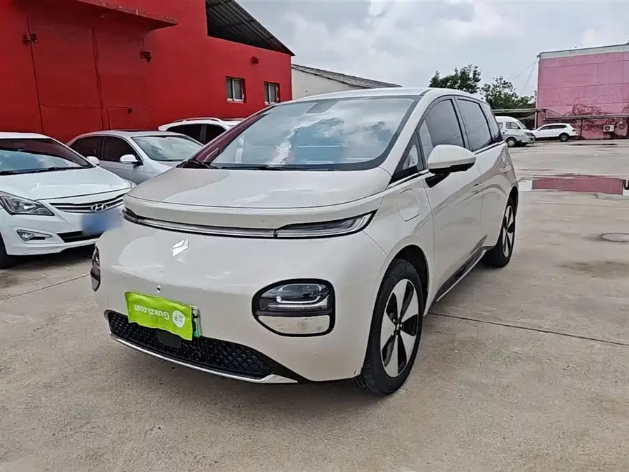Baojun clouds