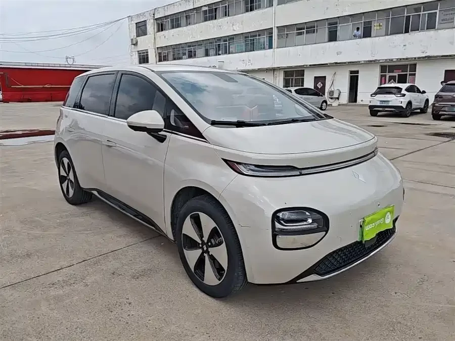 Baojun clouds