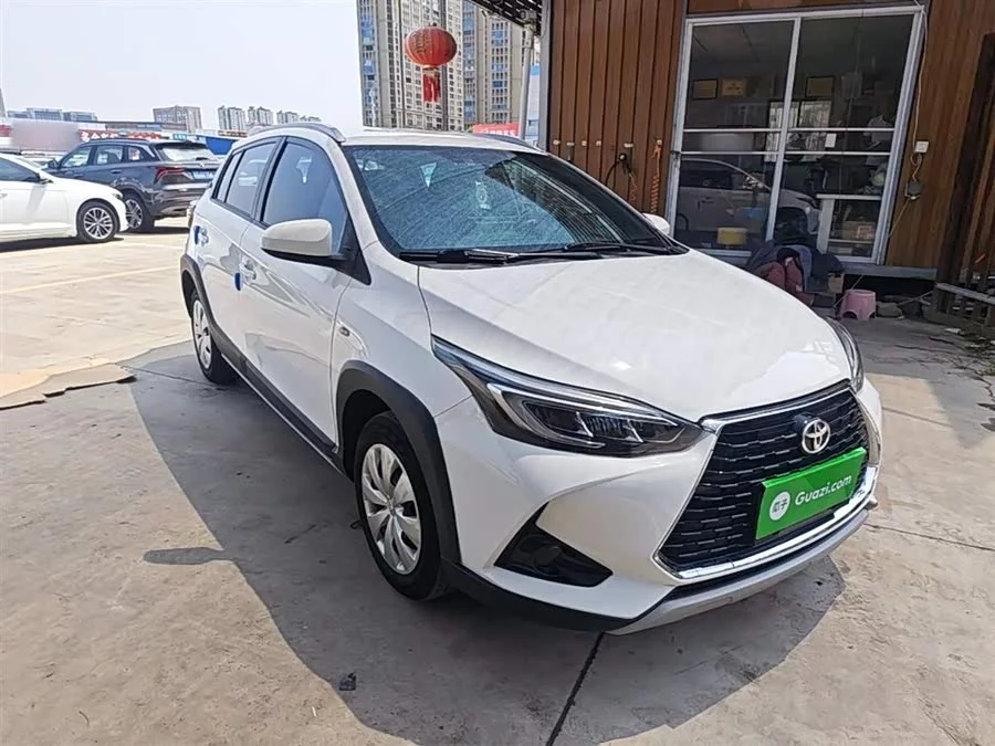 Toyota YARiS L