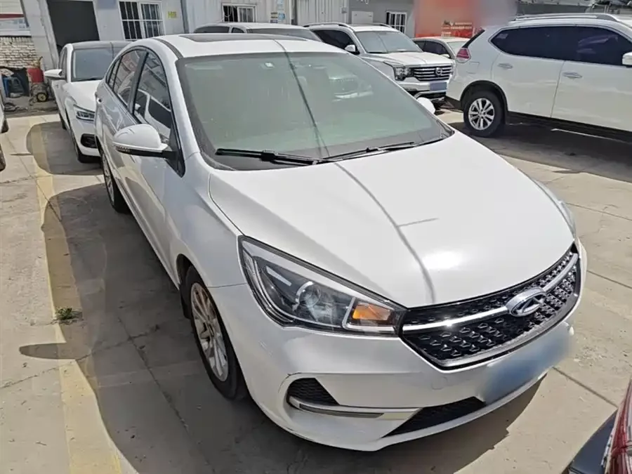 Chery Arrizo 5